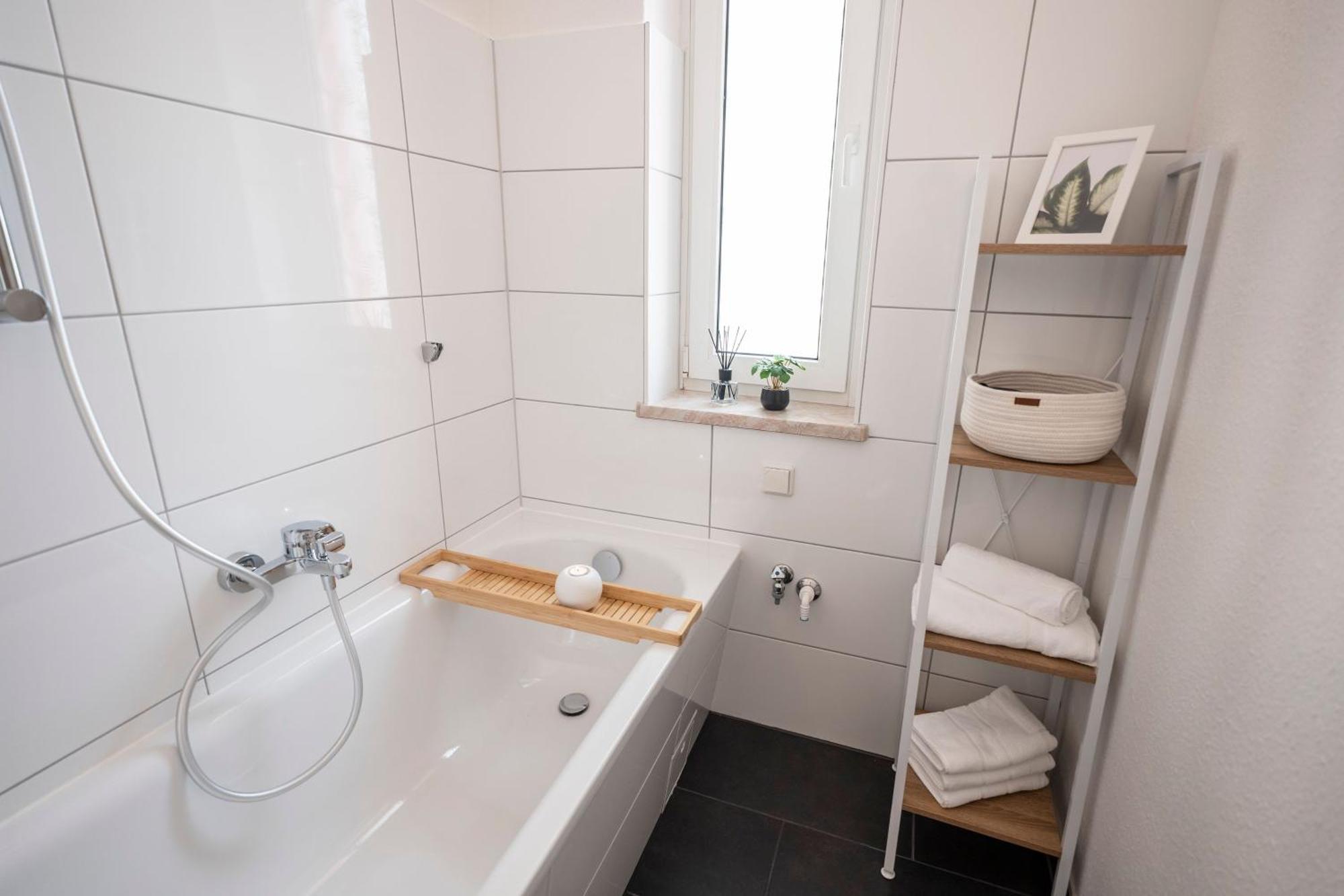 Loh9 - Das Apartment Im Citycenter - Parkplatz - Wlan - Aufzug Chemnitz Exterior foto